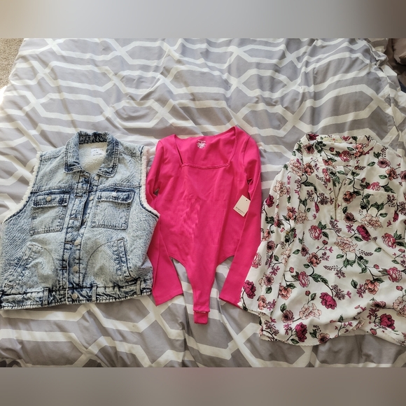 Womens XL Clothing Bundle - Picture 1 of 1